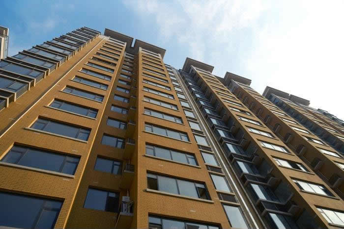 重慶6歲女孩被高空窗戶砸暈，門窗該如何使用才可以確保安全？