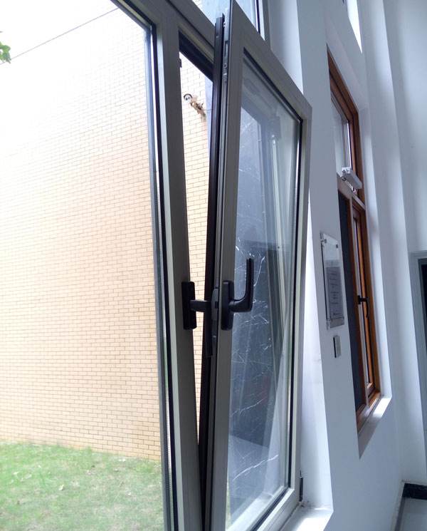 內開內倒窗有哪些優缺點？