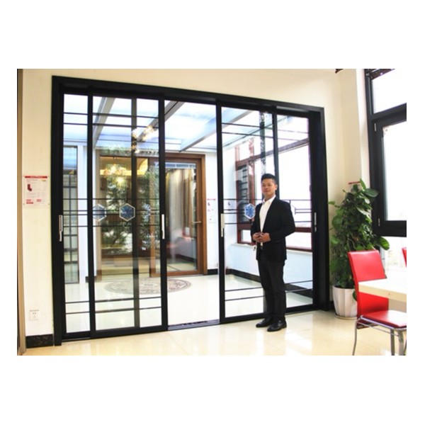 加盟伊盾門窗，實現你發財致富的夢想！