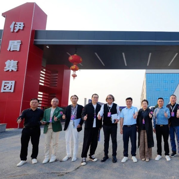 創新引領 智造標桿丨2025京聞·創響杯“溯源賦能”之行專家團走進伊盾門窗